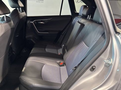 Used 2021 Toyota RAV4 XSE image 31