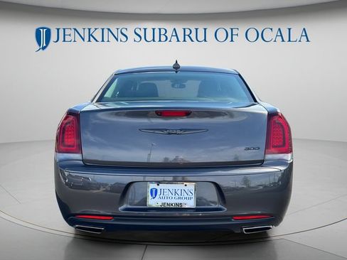 Used 2023 Chrysler 300 Touring w/ Sport Appearance Package RWD image 4