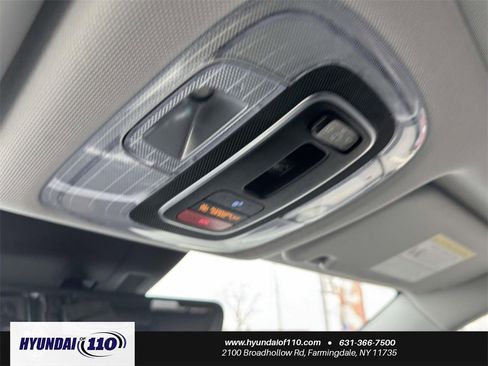 Used 2025 Hyundai Kona Limited image 31