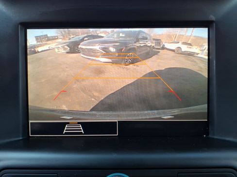 Certified 2024 GMC Terrain SLE w/ Driver Convenience Package image 14