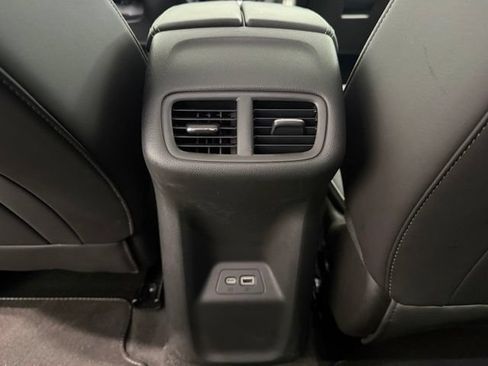 Used 2023 Buick Envision Essence FWD image 27