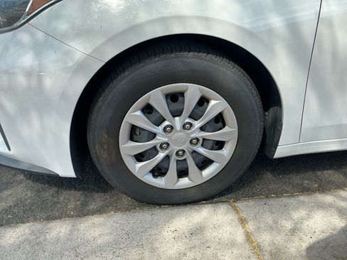Used 2021 Kia Forte Sedan FWD image 24