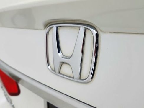 Used 2015 Honda Accord Sport image 16
