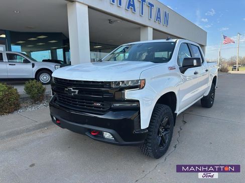 Used 2022 Chevrolet Silverado 1500 LT Trail Boss w/ LT Trail Boss Premium Package image 1
