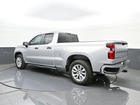 Used 2021 Chevrolet Silverado 1500 Custom image 5