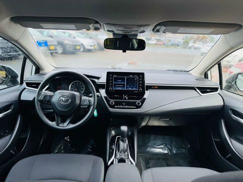 Used 2021 Toyota Corolla LE w/ Carpet Mat Package (TMS) image 17