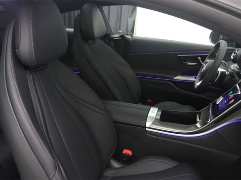 New 2026 Mercedes-Benz CLE 300 4MATIC Coupe image 9