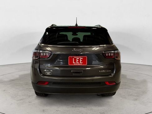 Used 2022 Jeep Compass Limited AWD/4WD image 4