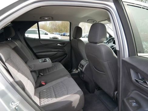 Used 2024 Chevrolet Equinox LT AWD/4WD image 9