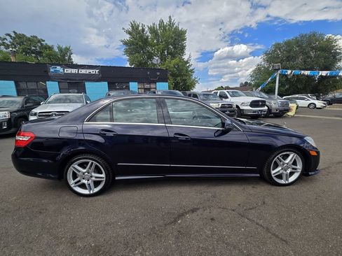Used 2011 Mercedes-Benz E 350 4MATIC Sedan image 5
