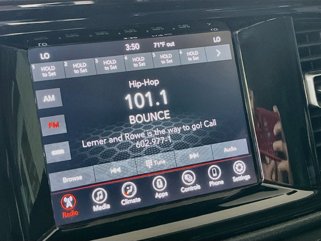 Used 2021 Dodge Durango SXT RWD image 14