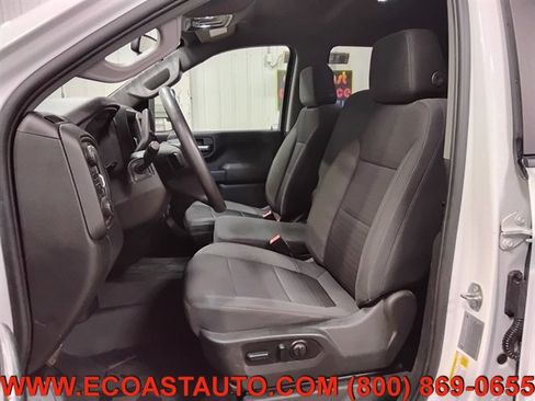 Used 2022 Chevrolet Silverado 2500 Custom w/ Custom Convenience Package AWD/4WD image 10