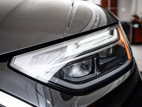 Used 2024 Audi Q5 2.0T Premium w/ Convenience Package image 15