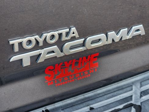 Used 2012 Toyota Tacoma 4x4 Double Cab w/ TRD Sport Pkg image 7