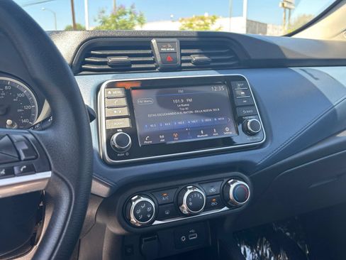 Used 2025 Nissan Versa SV FWD image 19