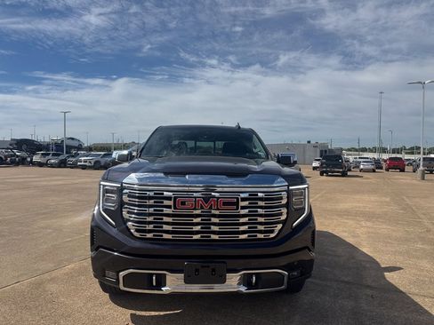 Used 2025 GMC Sierra 1500 Denali w/ Technology Package image 4