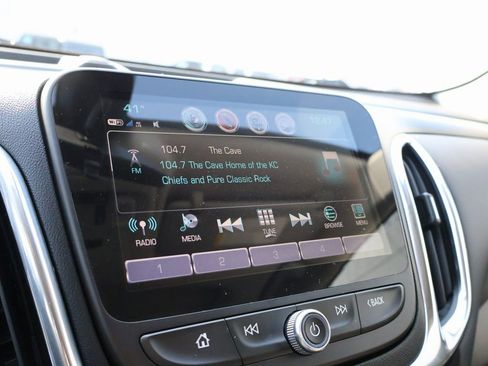 Used 2018 Chevrolet Equinox LT w/ Sun & Infotainment Package image 34