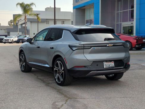 Used 2026 Chevrolet Equinox EV LT w/ Convenience Package II image 7