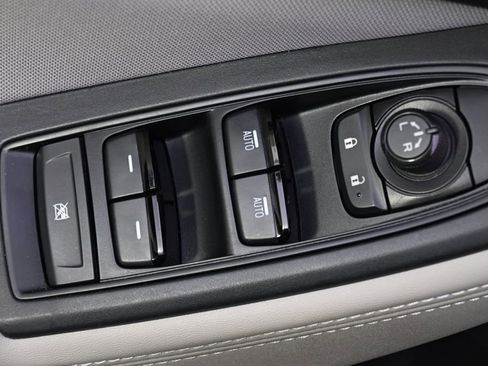 Used 2023 Subaru Forester Premium image 21