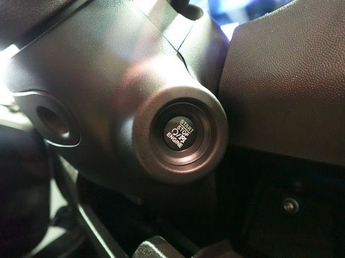 Used 2024 RAM ProMaster 3500 w/ Convenience Group image 25