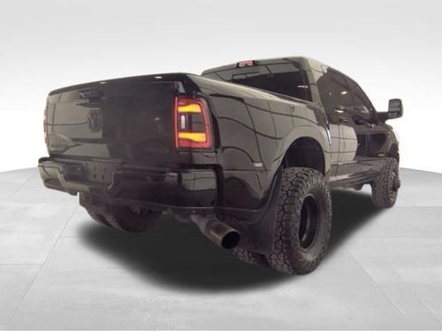 Used 2023 RAM 3500 Laramie w/ Night Edition image 5