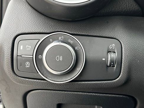 Used 2022 Alfa Romeo Giulia Veloce image 20