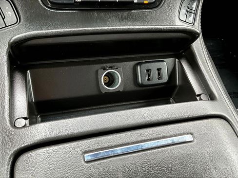 Used 2020 GMC Yukon Denali w/ Open Road Package image 31