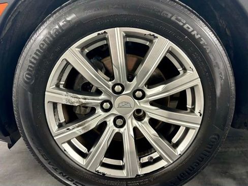 Used 2019 Cadillac XT4 Premium Luxury image 9