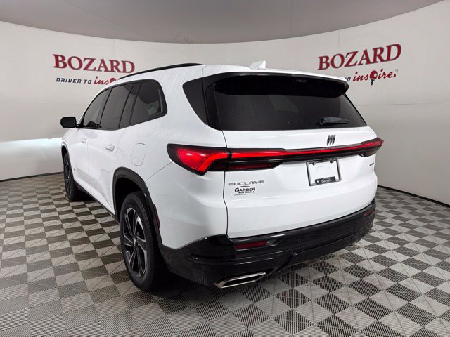 Used 2026 Buick Enclave Sport Touring w/ Power Package FWD image 8