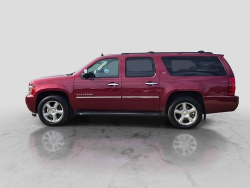 Used 2010 Chevrolet Suburban LTZ AWD/4WD image 5