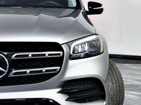 Used 2023 Mercedes-Benz GLS 450 4MATIC image 6