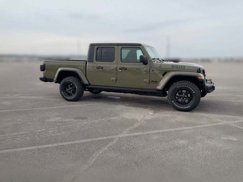 New 2026 Jeep Gladiator Willys image 15