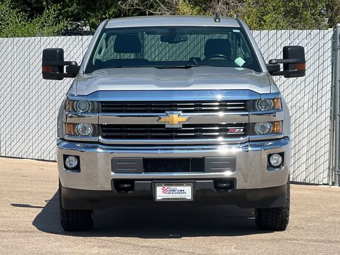 Used 2016 Chevrolet Silverado 3500 LT w/ LT Convenience Package AWD/4WD image 6