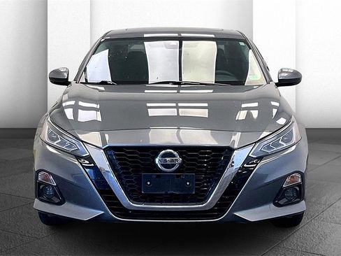 Used 2021 Nissan Altima 2.5 SL image 2