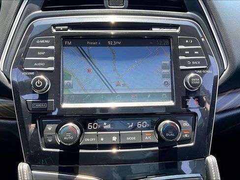 Certified 2017 Nissan Maxima Platinum FWD image 15