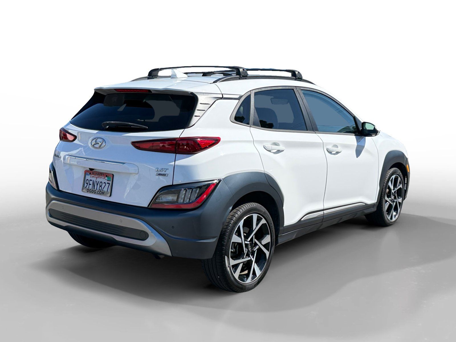 Used 2023 Hyundai Kona Limited AWD/4WD image 5