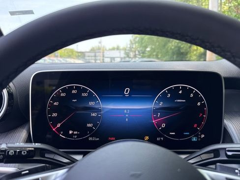 New 2025 Mercedes-Benz GLC 300 4MATIC image 9