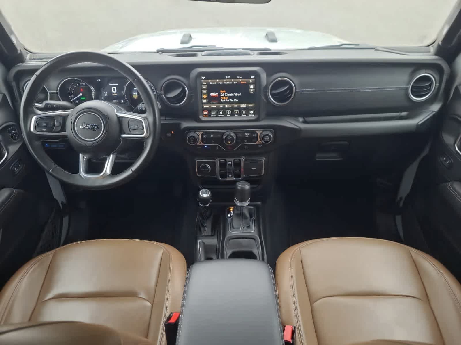 Used 2023 Jeep Wrangler Unlimited Sahara w/ Cold Weather Group AWD/4WD image 12