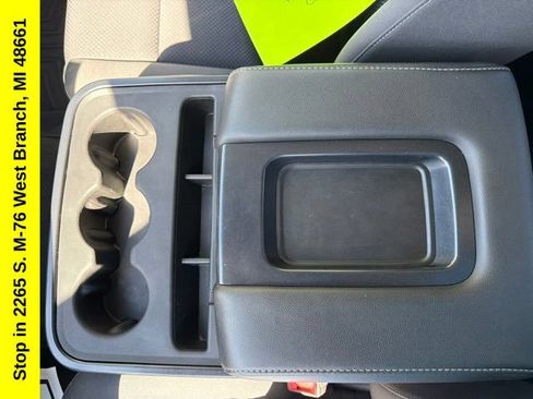 Used 2018 Chevrolet Silverado 1500 LT w/ All Star Edition AWD/4WD image 42