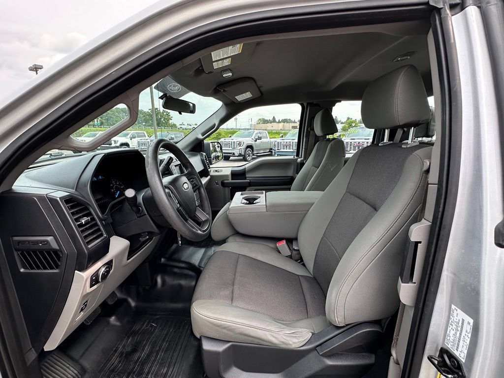 Used 2015 Ford F150 XL w/ Equipment Group 101A Mid AWD/4WD image 19