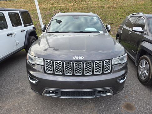 Used 2018 Jeep Grand Cherokee Overland image 2