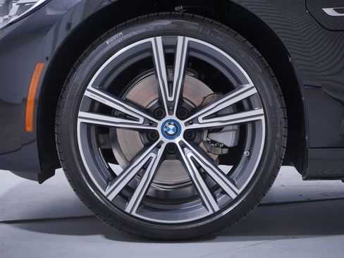 Used 2022 BMW 330e w/ Premium Package image 2