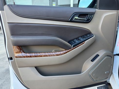 Used 2020 Chevrolet Suburban Premier w/ Max Trailering Package image 10