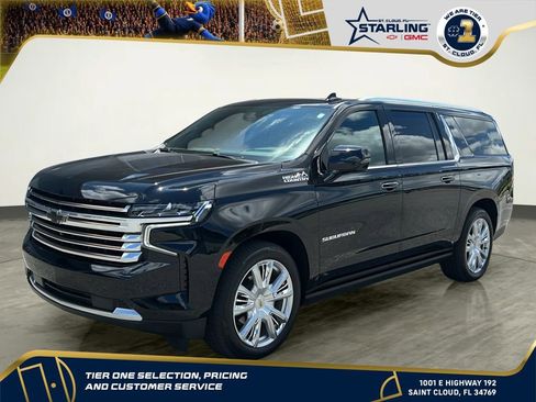 Used 2024 Chevrolet Suburban High Country AWD/4WD image 1
