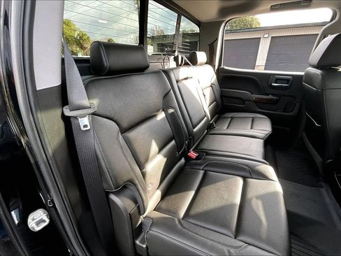 Used 2018 GMC Sierra 1500 SLT image 28