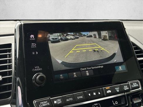 Used 2024 Honda Odyssey EX-L image 12