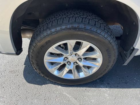 Used 2021 Chevrolet Silverado 1500 LTZ AWD/4WD image 7