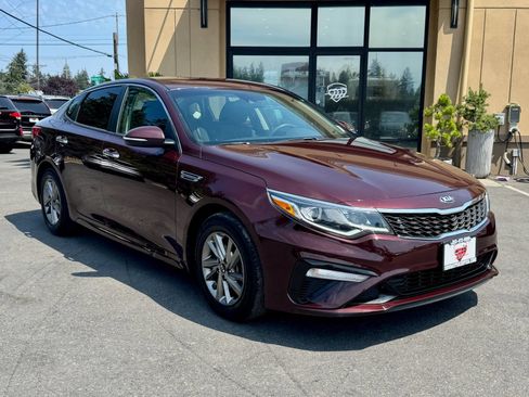 Used 2019 Kia Optima LX FWD image 1