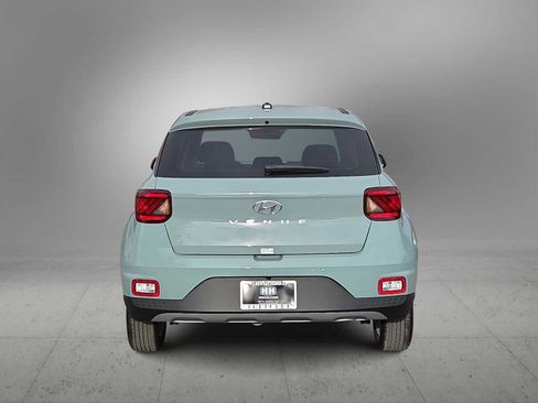 New 2026 Hyundai Venue SE image 7