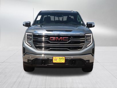 New 2026 GMC Sierra 1500 SLT w/ SLT Premium Plus Package
